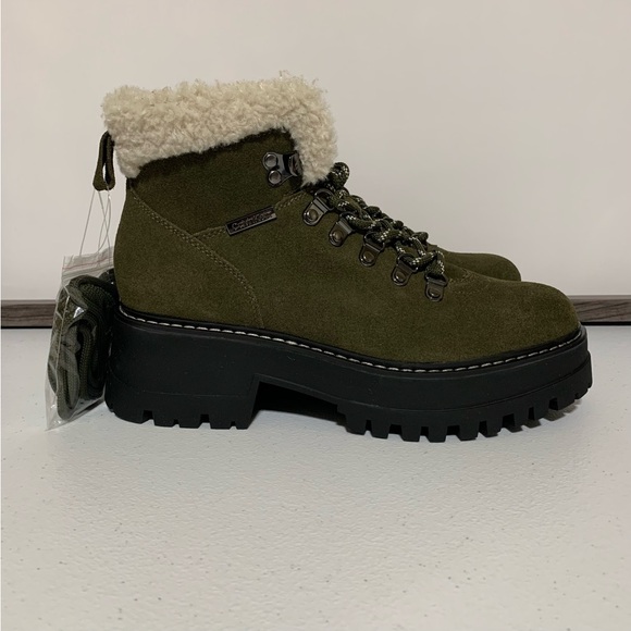 Calvin Klein Kristel Lace-Up Hiker Fur Lug Sole Booties-Size 8M New - Picture 1 of 11